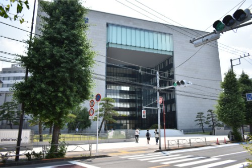 東洋大学
