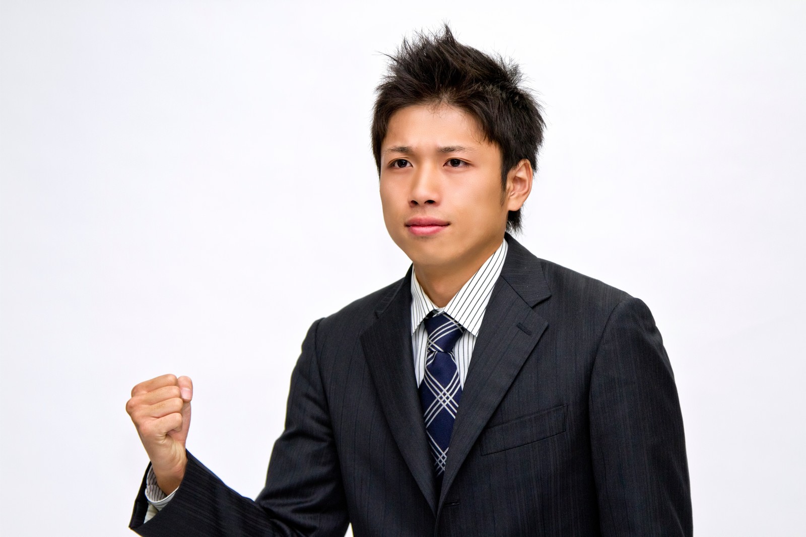 やる気があるスーツの男性