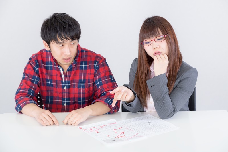 間違いを指摘している画像